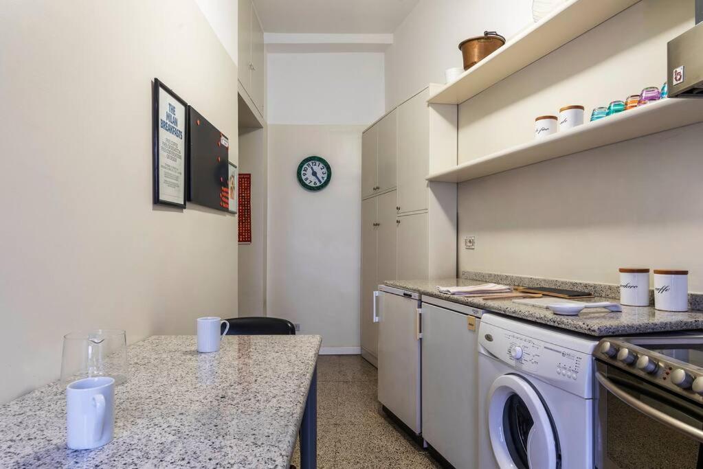 Anita Flexyrent Apt In Brera District A.C. Wifi 밀라노 외부 사진