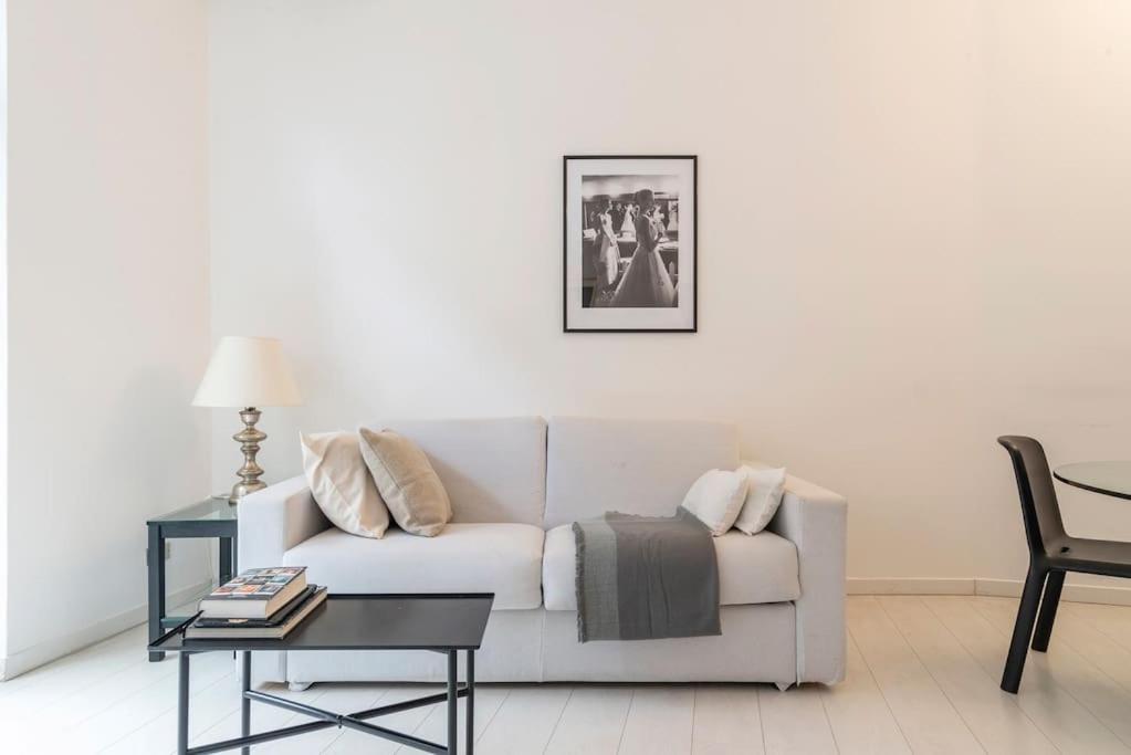 Anita Flexyrent Apt In Brera District A.C. Wifi 밀라노 외부 사진