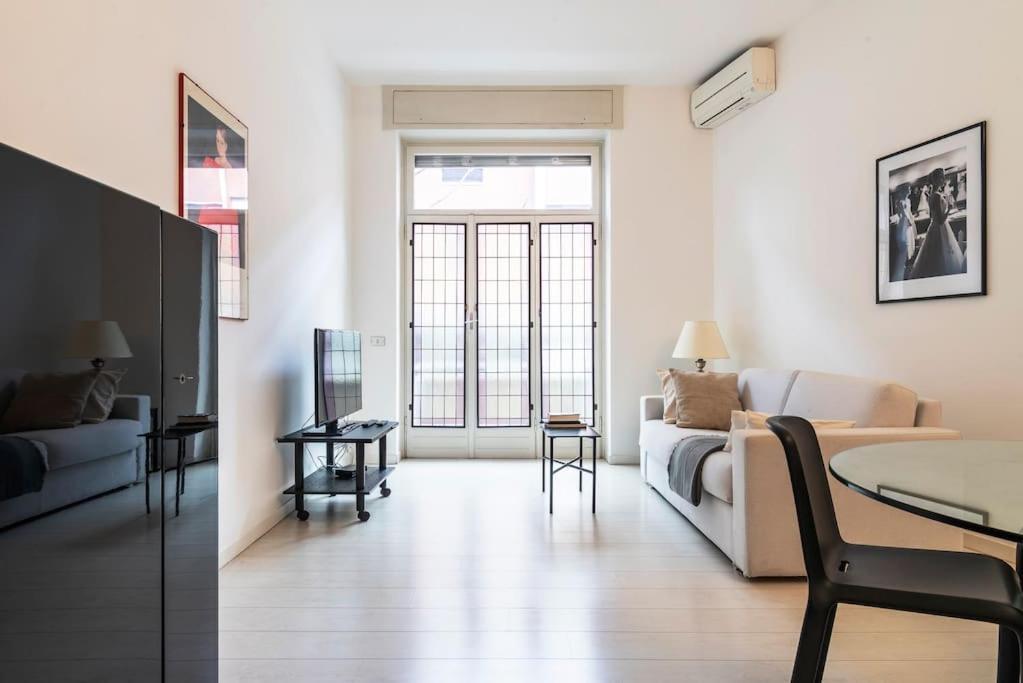 Anita Flexyrent Apt In Brera District A.C. Wifi 밀라노 외부 사진